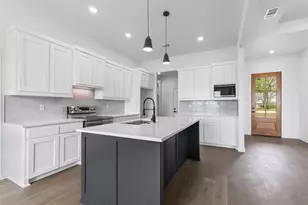 2061 Goodwyn Rd, Italy, TX 76651 - Photo 15