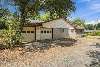 1105 Northwood Drive, Commerce, TX 75428 - Photo 3