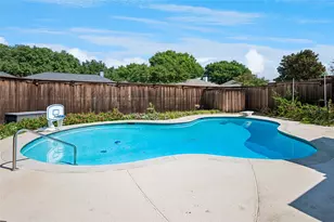 7601 Carta Valley Dr, Dallas, TX 75248 - Photo 23