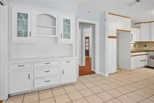 7601 Carta Valley Dr, Dallas, TX 75248 - Photo 9