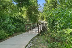 9409 Excursion Dr, Oak Point, TX 75068 - Photo 33