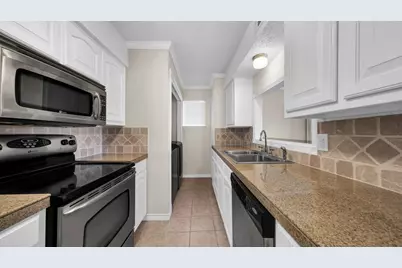 4313 Crescent Drive #5, Granbury, TX 76049 - Photo 11