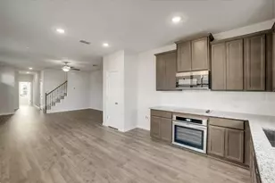 1127 Rusk Wy, Lewisville, TX 75077 - Photo 5