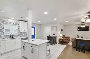 2421 Hillburn Dr, Dallas, TX 75227 - Photo 11
