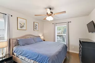 2421 Hillburn Dr, Dallas, TX 75227 - Photo 13
