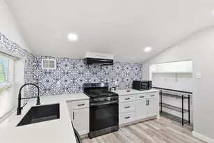2421 Hillburn Dr, Dallas, TX 75227 - Photo 27
