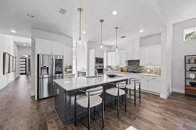 8655 Forest Hills Boulevard, Dallas, TX 75218 - Photo 13