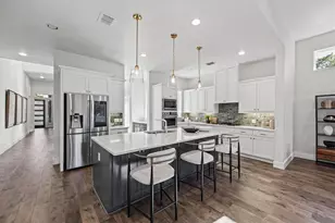 8655 Forest Hills Blvd, Dallas, TX 75218 - Photo 13