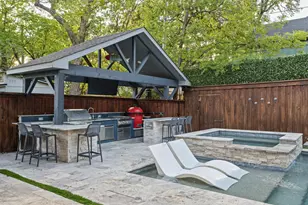 8655 Forest Hills Blvd, Dallas, TX 75218 - Photo 27