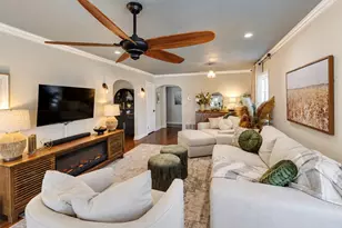 4637 Calmont Ave, Fort Worth, TX 76107 - Photo 3