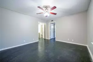 1717 N Locust St, Denton, TX 76201 - Photo 15