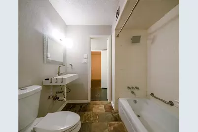 1717 N Locust Street #1, Denton, TX 76201 - Photo 17