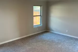493 W Jefferson St, Van Alstyne, TX 75495 - Photo 9