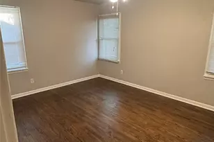 214 E Carolyn Dr, Garland, TX 75041 - Photo 13