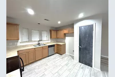 10445 Hideaway Trail, Fort Worth, TX 76131 - Photo 7