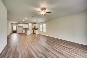 605 Cedar Springs Dr, Princeton, TX 75407 - Photo 5