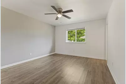 524 Cole Avenue, Saginaw, TX 76179 - Photo 9