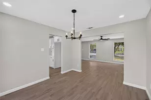 2630 Winslow Dr, Grand Prairie, TX 75052 - Photo 9