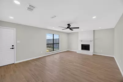 2630 Winslow Drive, Grand Prairie, TX 75052 - Photo 15