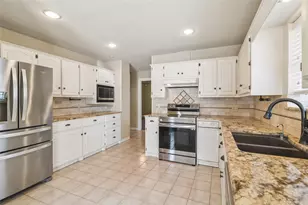 115 Indian Hills Dr, Waxahachie, TX 75165 - Photo 9