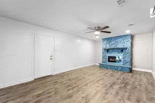 4928 Ira St, Haltom City, TX 76117 - Photo 15