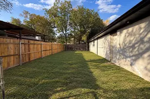 4928 Ira St, Haltom City, TX 76117 - Photo 33