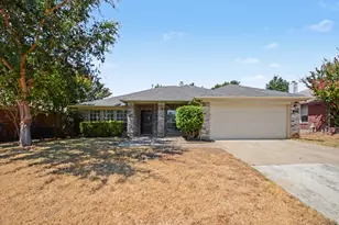 737 Oak Dale Ave, Lake Dallas, TX 75065 - Photo 3