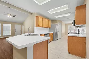 737 Oak Dale Ave, Lake Dallas, TX 75065 - Photo 9