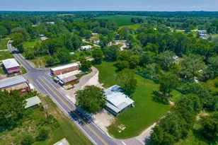 114 Central Ave, Marietta, TX 75566 - Photo 3