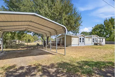 105 Apache Street, Lipan, TX 76462 - Photo 3