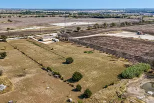 8317 Old Stoney Rd, Ponder, TX 76259 - Photo 25
