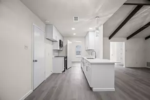 1009 Springdale Rd, Bedford, TX 76021 - Photo 5