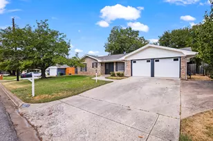 1009 Springdale Rd, Bedford, TX 76021 - Photo 25