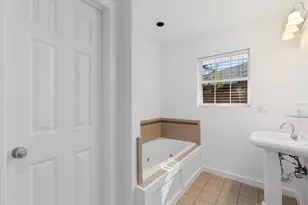 2956 Randy Ln, Farmers Branch, TX 75234 - Photo 15