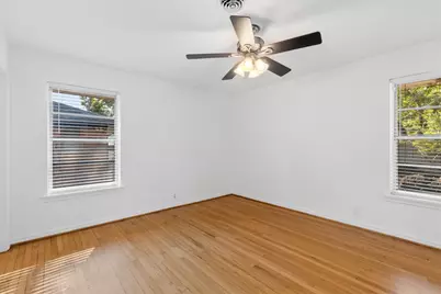2956 Randy Lane, Farmers Branch, TX 75234 - Photo 17