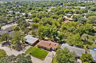 1134 Usher St, Benbrook, TX 76126 - Photo 5