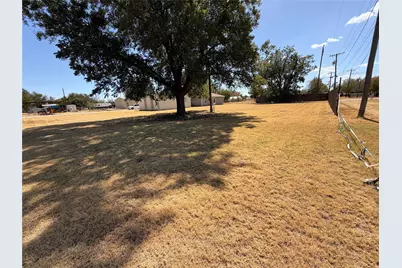 1101 N Stratton Street, Seymour, TX 76380 - Photo 13
