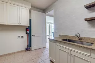 2555 N Pearl St, Dallas, TX 75201 - Photo 25
