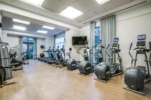2555 N Pearl St, Dallas, TX 75201 - Photo 33