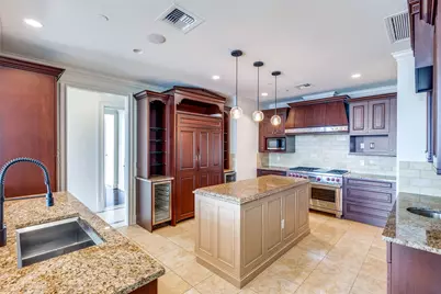 2555 N Pearl Street #2001, Dallas, TX 75201 - Photo 11