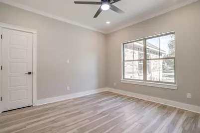 908 Meadowlark Lane, Granbury, TX 76048 - Photo 7