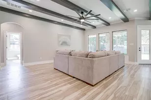 908 Meadowlark Ln, Granbury, TX 76048 - Photo 11