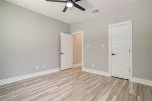 908 Meadowlark Ln, Granbury, TX 76048 - Photo 33