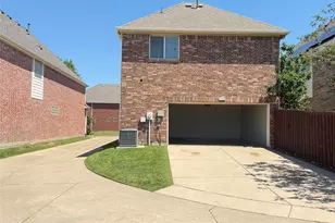 2108 Harris Pl, Plano, TX 75025 - Photo 5