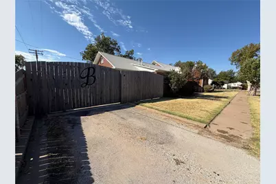 310 N Donald Street, Seymour, TX 76380 - Photo 37