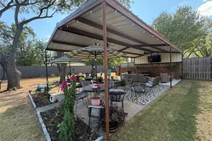 310 N Donald St, Seymour, TX 76380 - Photo 3