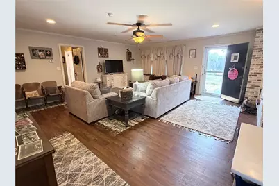 310 N Donald Street, Seymour, TX 76380 - Photo 9