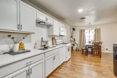6200 Forest Hill Drive, Forest Hill, TX 76119 - Photo 21