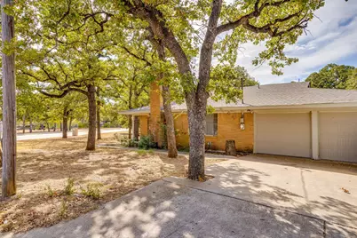 6200 Forest Hill Drive, Forest Hill, TX 76119 - Photo 7