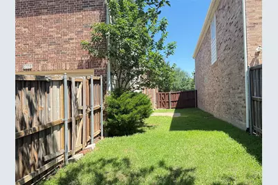 2108 Harris Place, Plano, TX 75025 - Photo 5